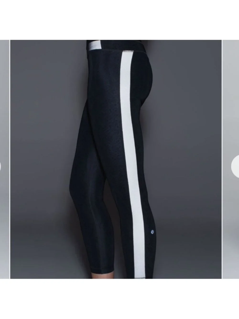 Lululemon Light Speed Tight *Full-On Luxtreme